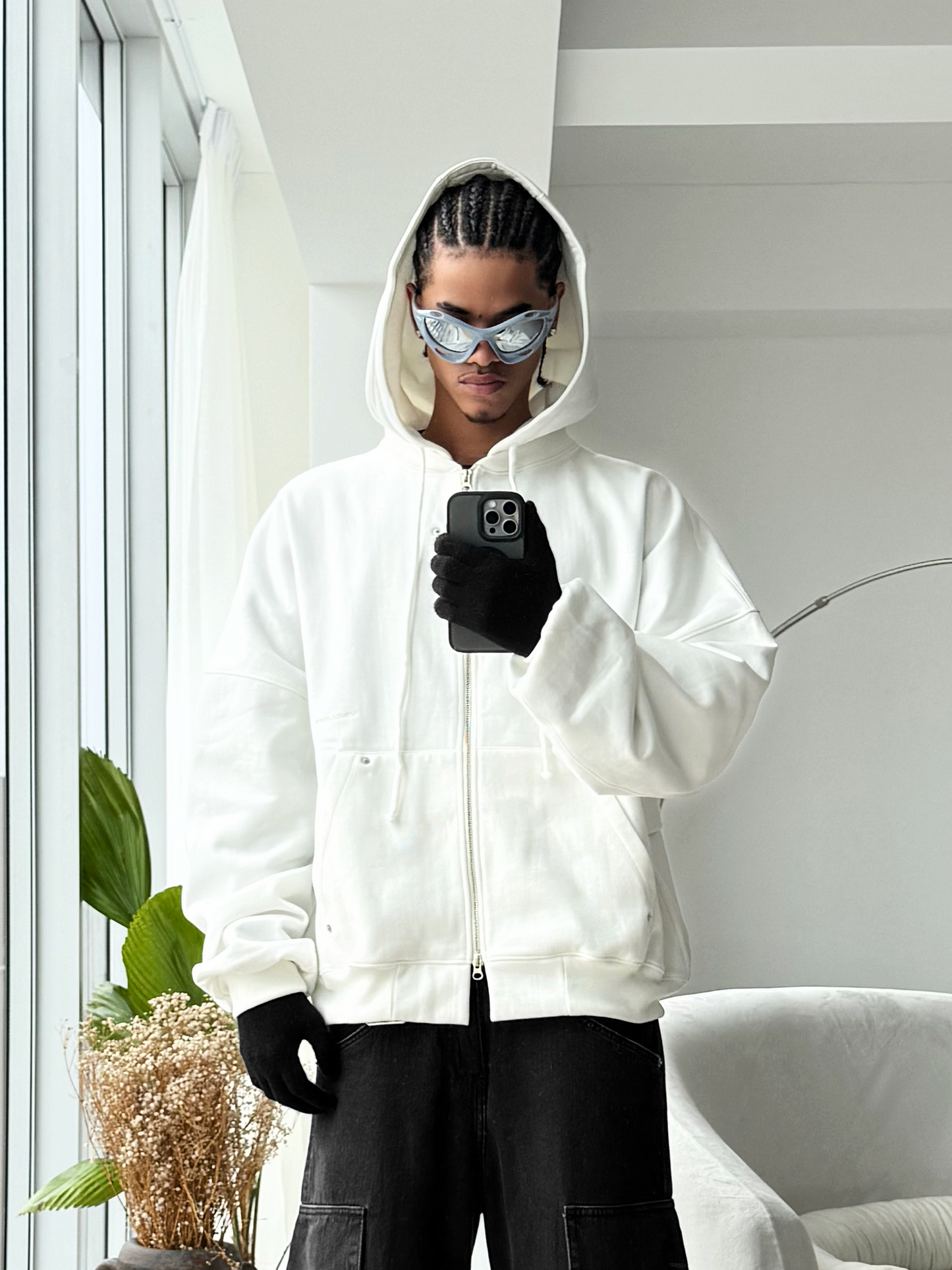 PEARL WHITE ZIP-UP HOODIE