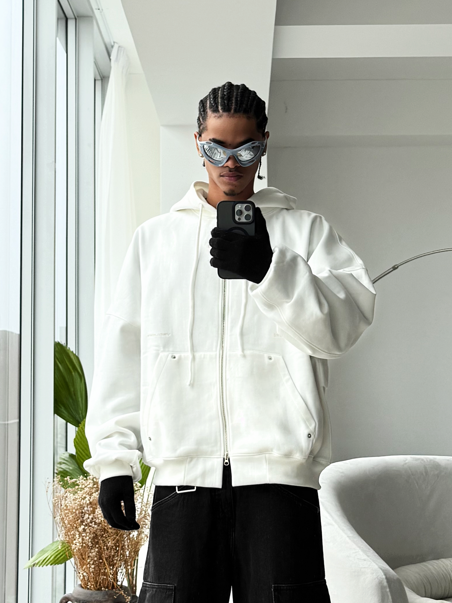 PEARL WHITE ZIP-UP HOODIE