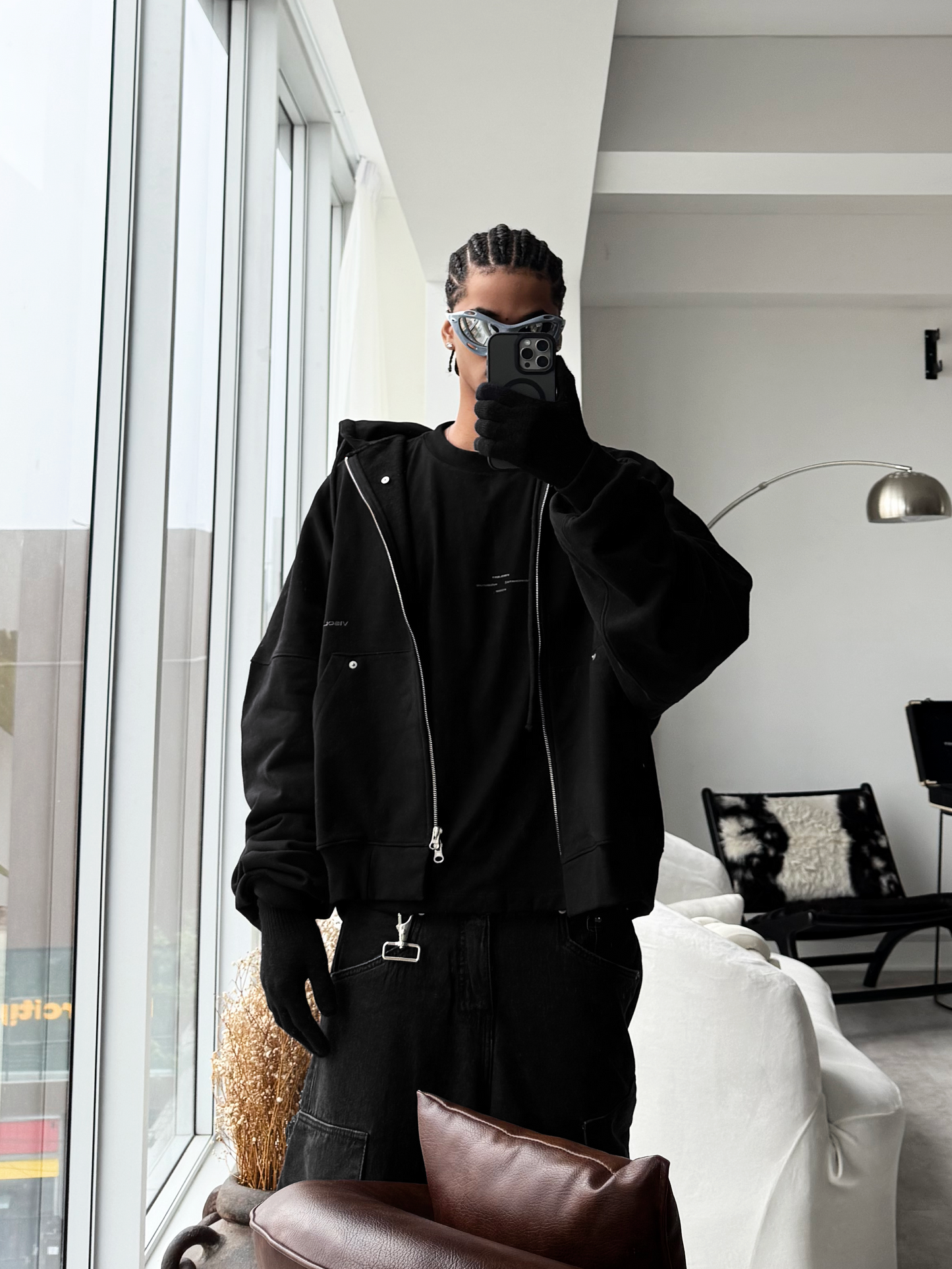 BLACK ZIP-UP HOODIE