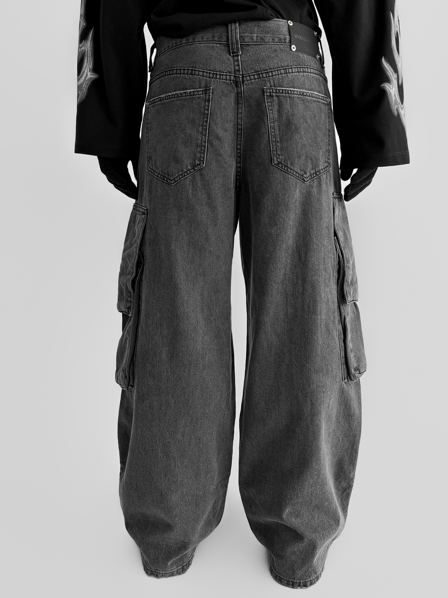 GRAY DENIM CARGO JEANS