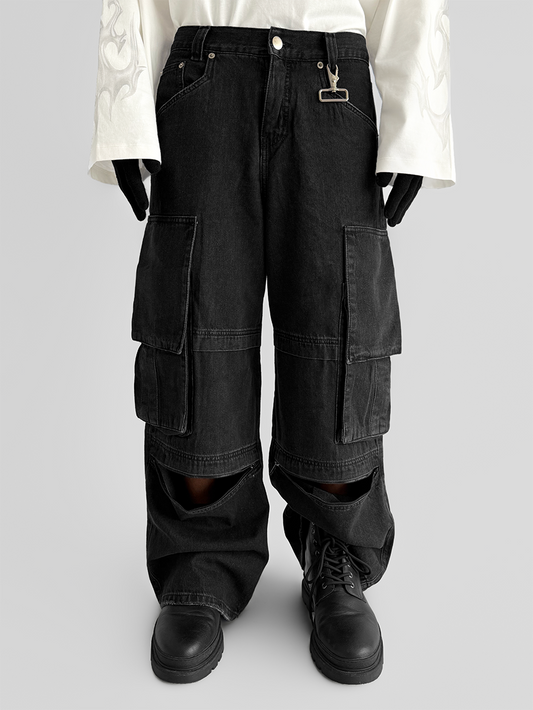 BLACK DENIM CARGO JEANS