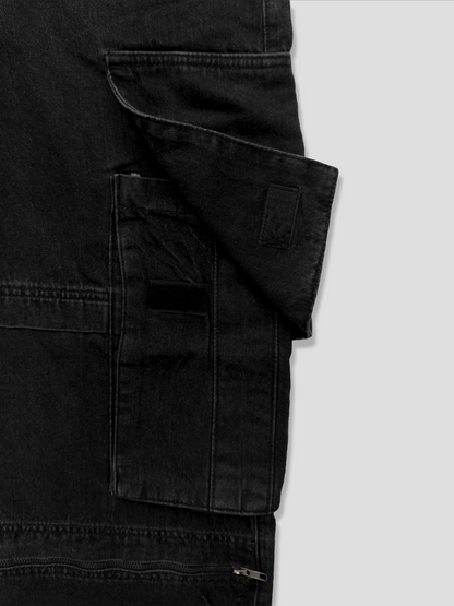 BLACK DENIM CARGO JEANS